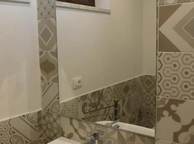 Acrobatic Bed & Breakfast