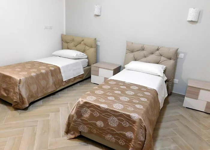 Acrobatic Bed & Breakfast *