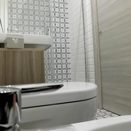 Acrobatic * וילה סן ג'ובאני